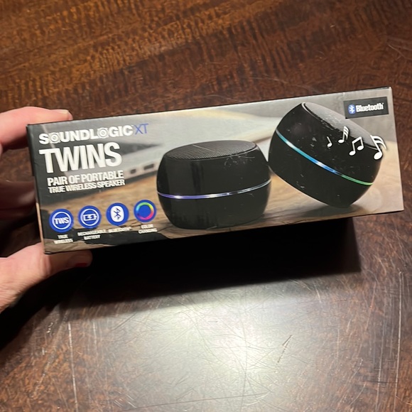Sound logic SoundlogicXT pair of portable true wireless speaker Bluetooth - Picture 1 of 4